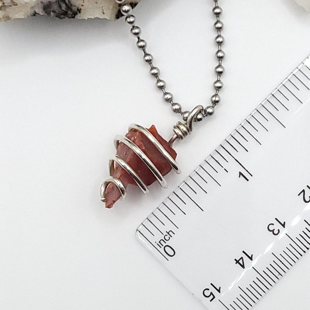 carnelian necklace in silver measurement