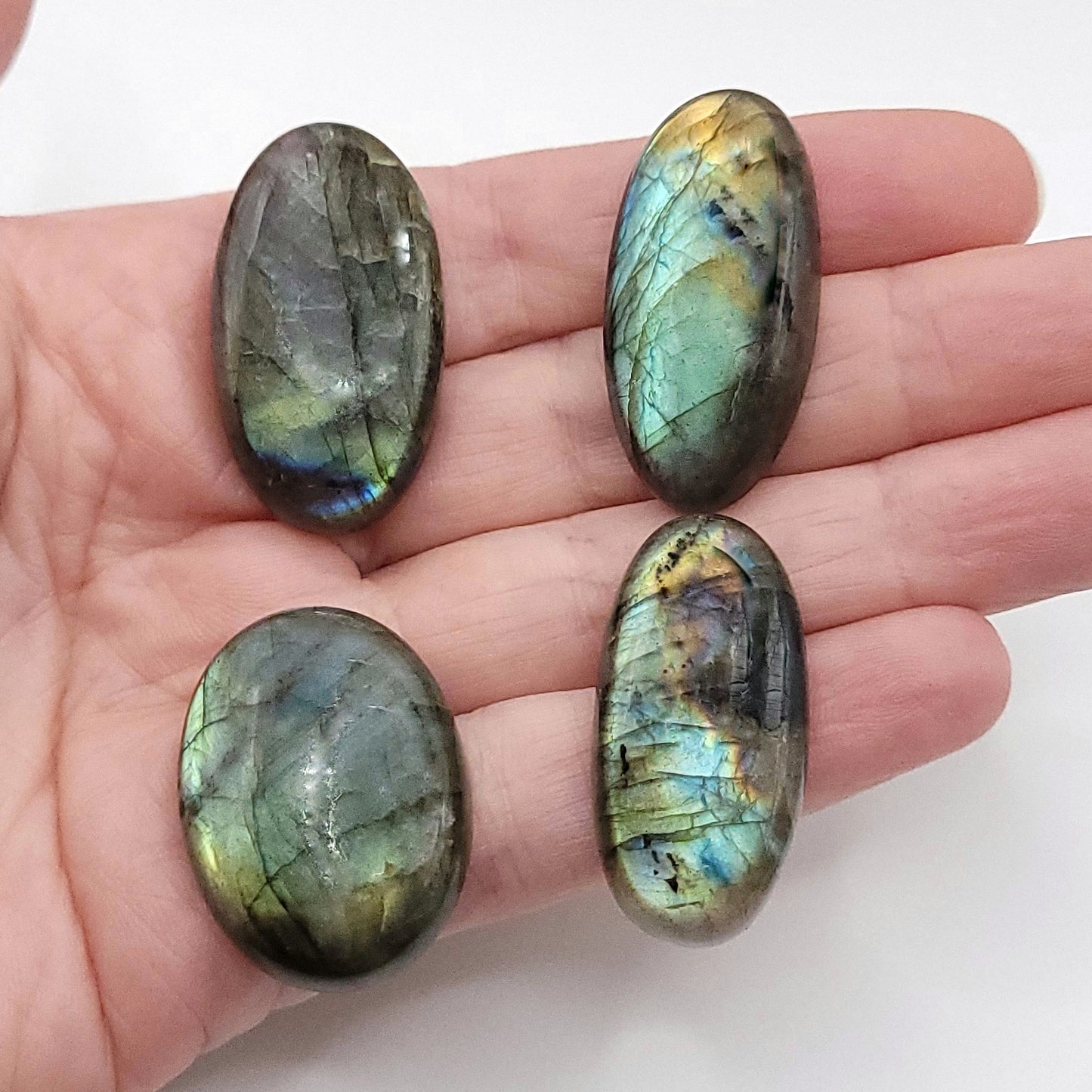 Labradorite Oval Crystal Necklace in Copper