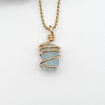 Raw Aquamarine Crystal Necklace in Gold wire, close up