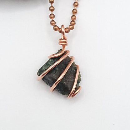 Raw Bloodstone Crystal Necklace in Copper Wire, close up