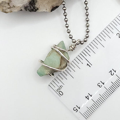 Emerald Crystal Necklace in Silver Wire