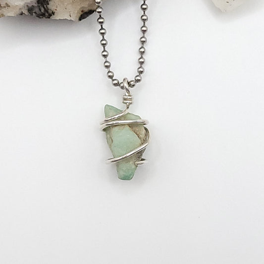 Emerald Crystal Necklace in Silver Wire