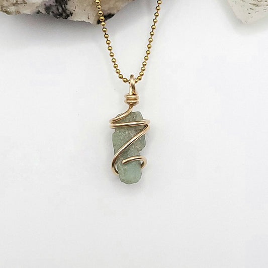 Emerald Crystal Necklace in Gold Wire