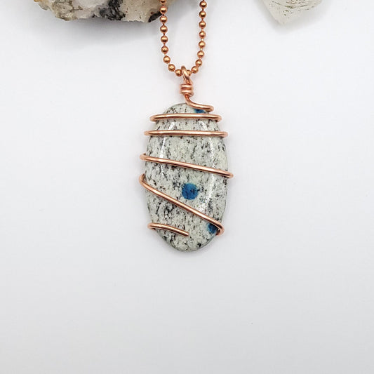 k2 jasper necklace in copper wire on white background