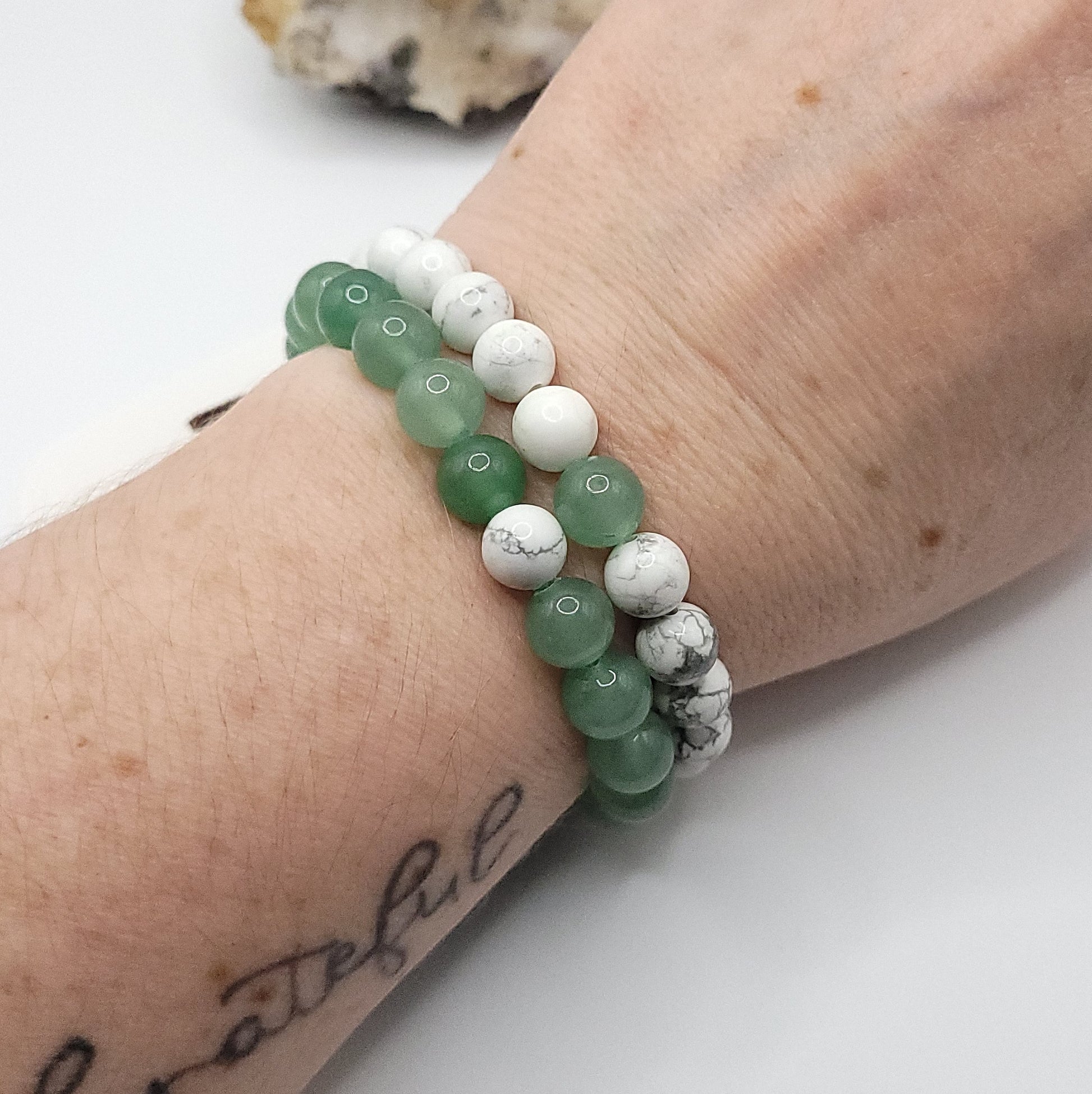 Howlite & Green Aventurine best friend bracelet set on wrist