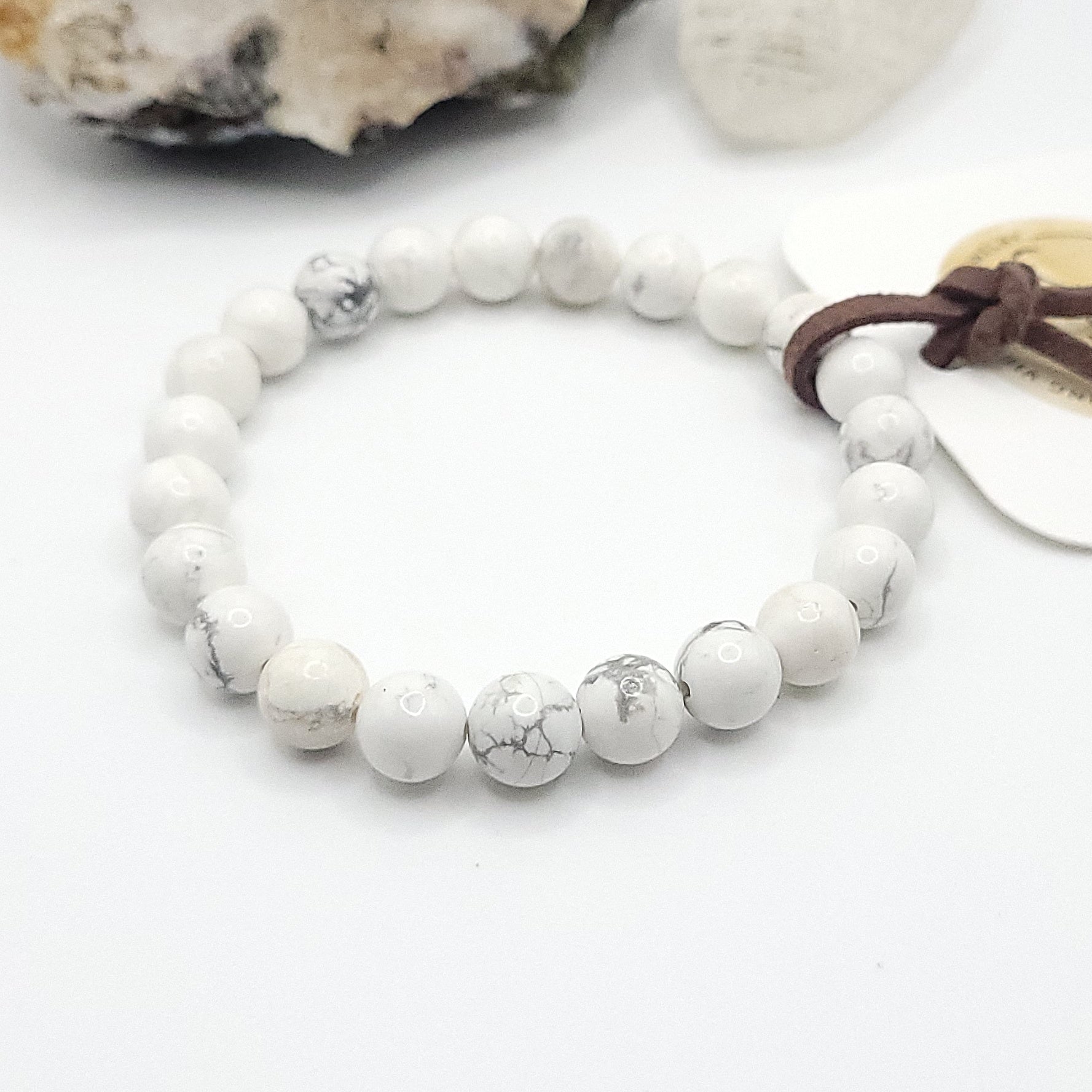 howlite bracelet, 7" beaded stretch bracelet made with 6mm beads