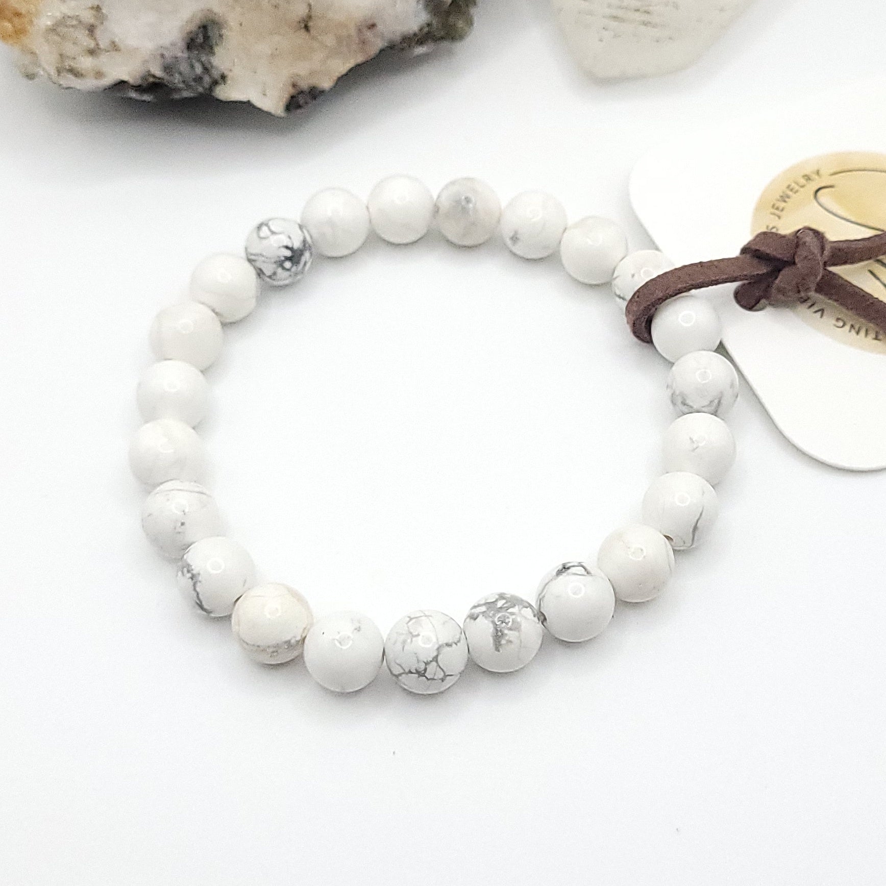 howlite bracelet, 7" beaded stretch bracelet on white background
