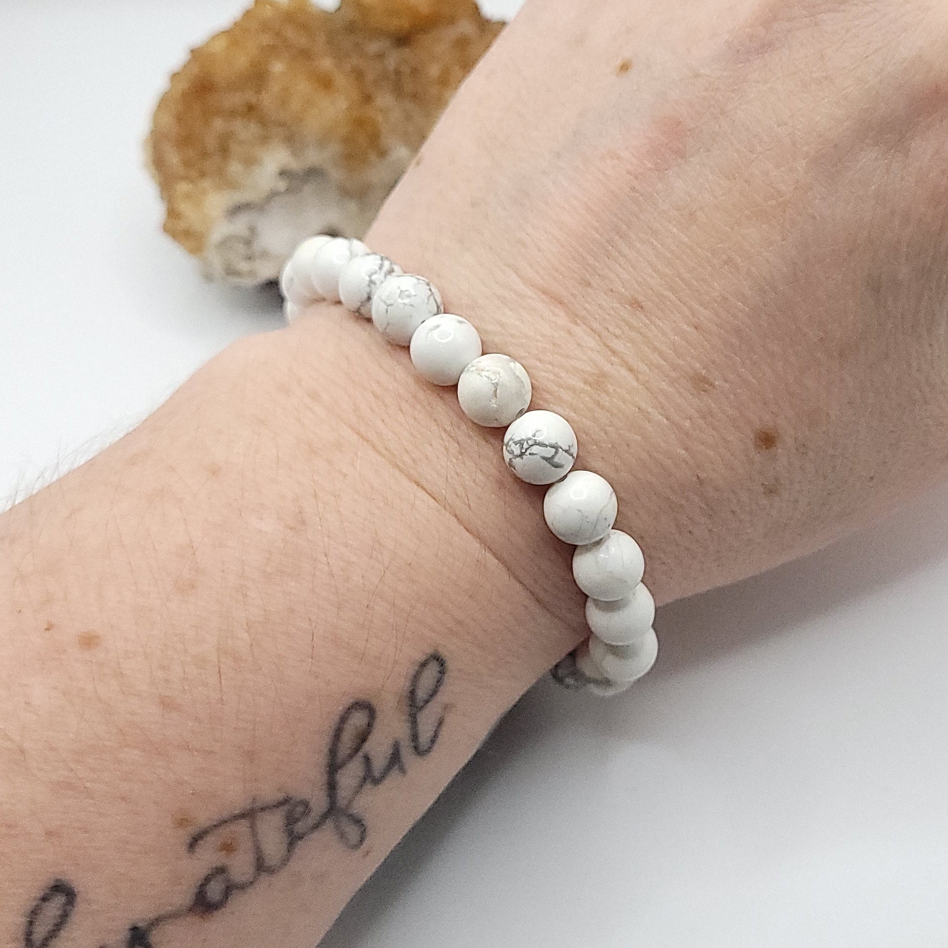 howlite bracelet, 7" beaded stretch bracelet on wrist