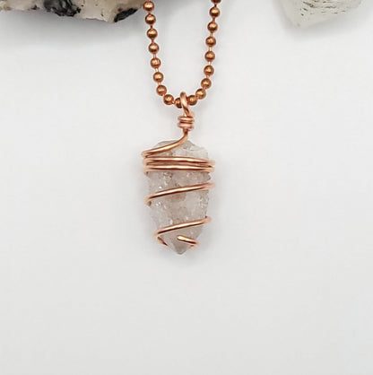 Spirit Quartz Necklace in Copper – Crystal for Harmony & Growth